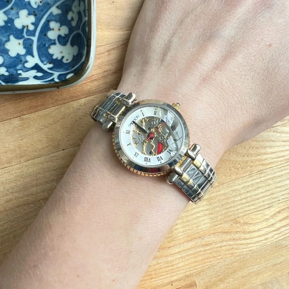 Sasson ladies steampunk expansion bracelet fashion watch NEW BATTERY